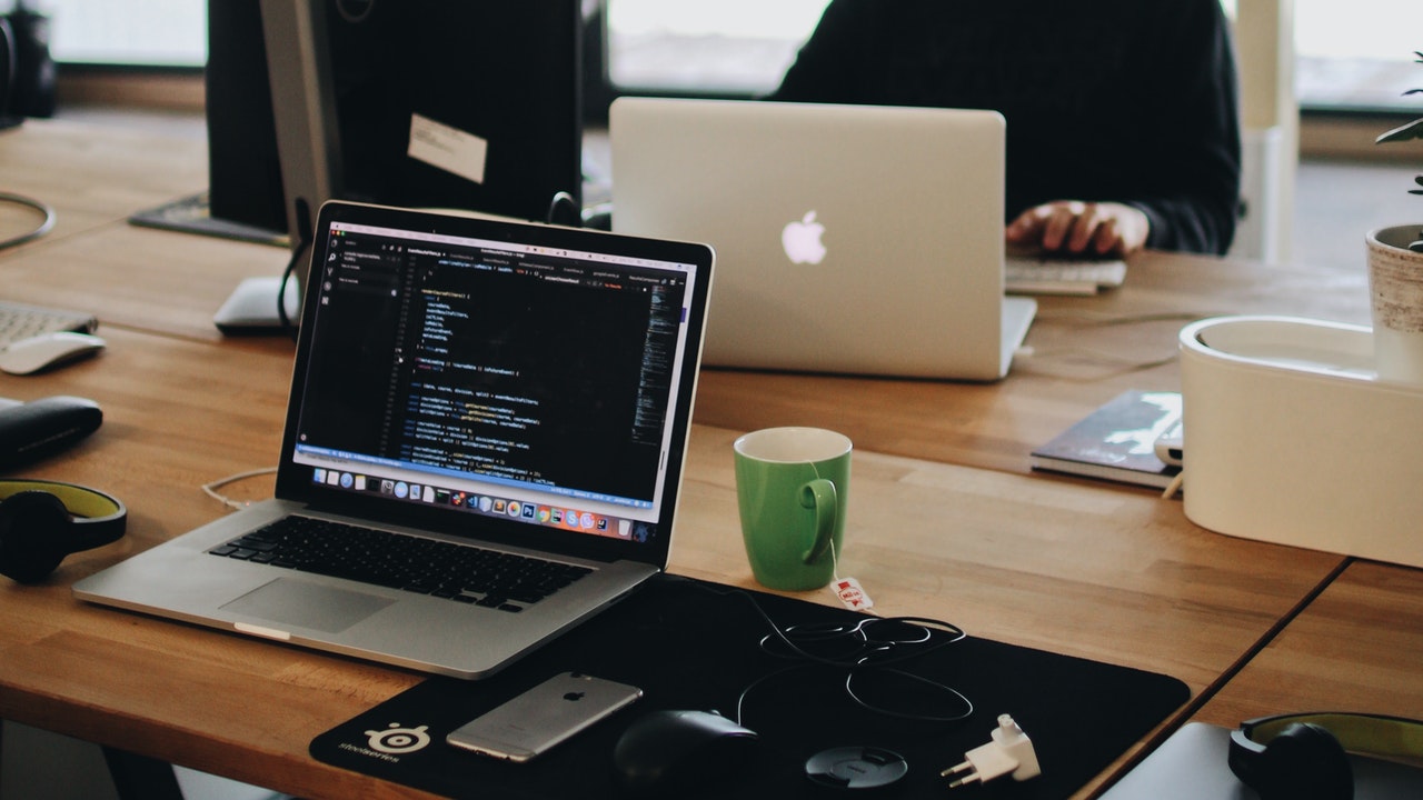 Becoming a web developer, advantages and disadvantages